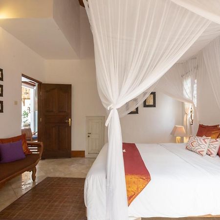 Villa Poppy Seminyak Zewnętrze zdjęcie