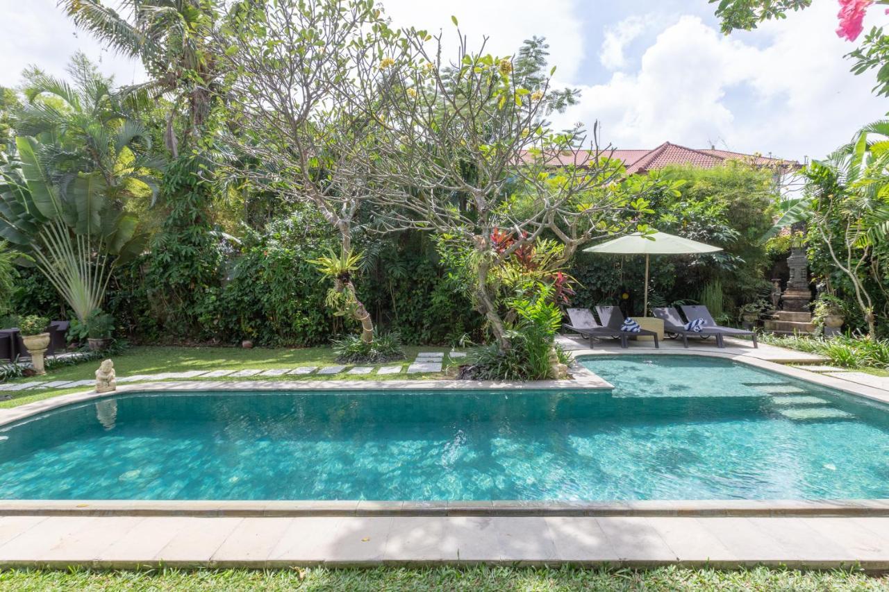 Villa Poppy Seminyak Zewnętrze zdjęcie